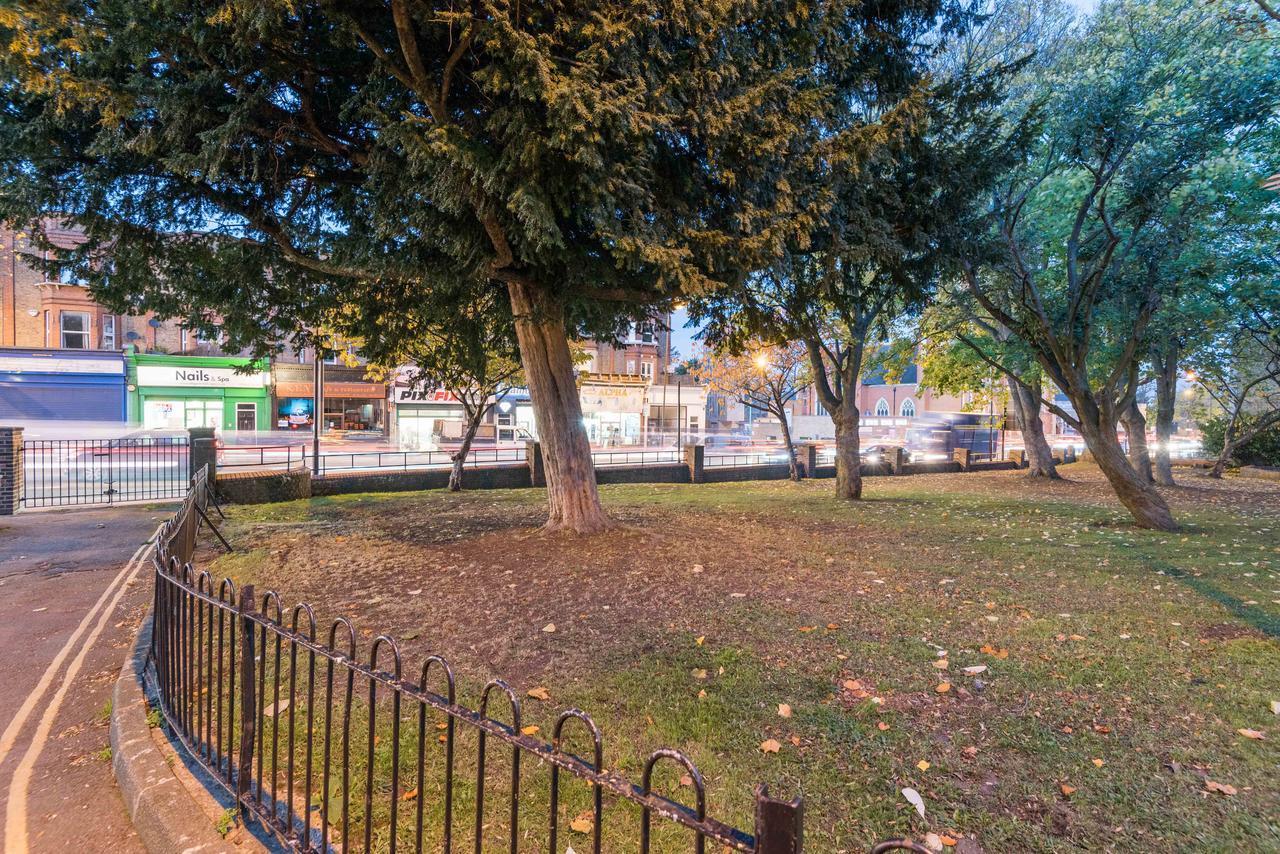 Comfortable Home In Wandsworth Londyn Zewnętrze zdjęcie